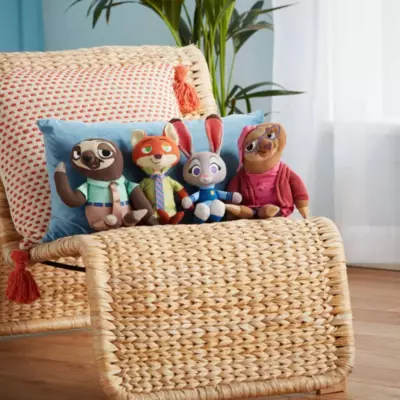 Disney Store Nick Wilde Small Soft Toy, Zootropolis 4 Disney Store Nick Wilde Small Soft Toy, Zootropolis - Image 2