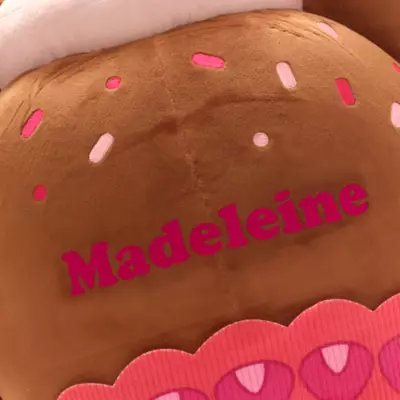 Disney Store Minnie Mouse Strawberry Cupcake Medium Soft Toy 5 Disney Store Minnie Mouse Strawberry Cupcake Medium Soft Toy - Image 3