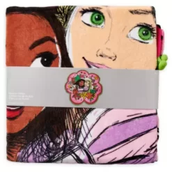 Disney Store Moana And Rapunzel Beach Towel 7 Disney Store Moana And Rapunzel Beach Towel -Wonder Toy Shop 427263769039 2