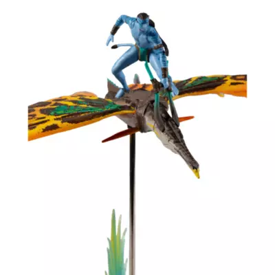 Bandai Jake Sully & Skimwing Figurine Set, Avatar: The Way Of Water 4 Bandai Jake Sully & Skimwing Figurine Set, Avatar: The Way Of Water - Image 2